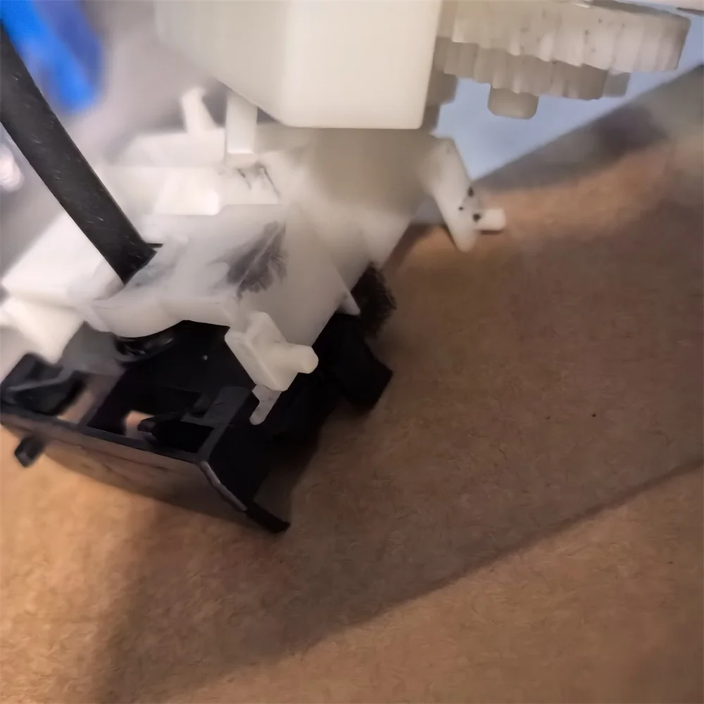 

1576550 1586471 1620230 Система насоса чернил в сборе для Epson L301 L210 L220 L130 L220 L310 L350 L360 L380 L455 L550