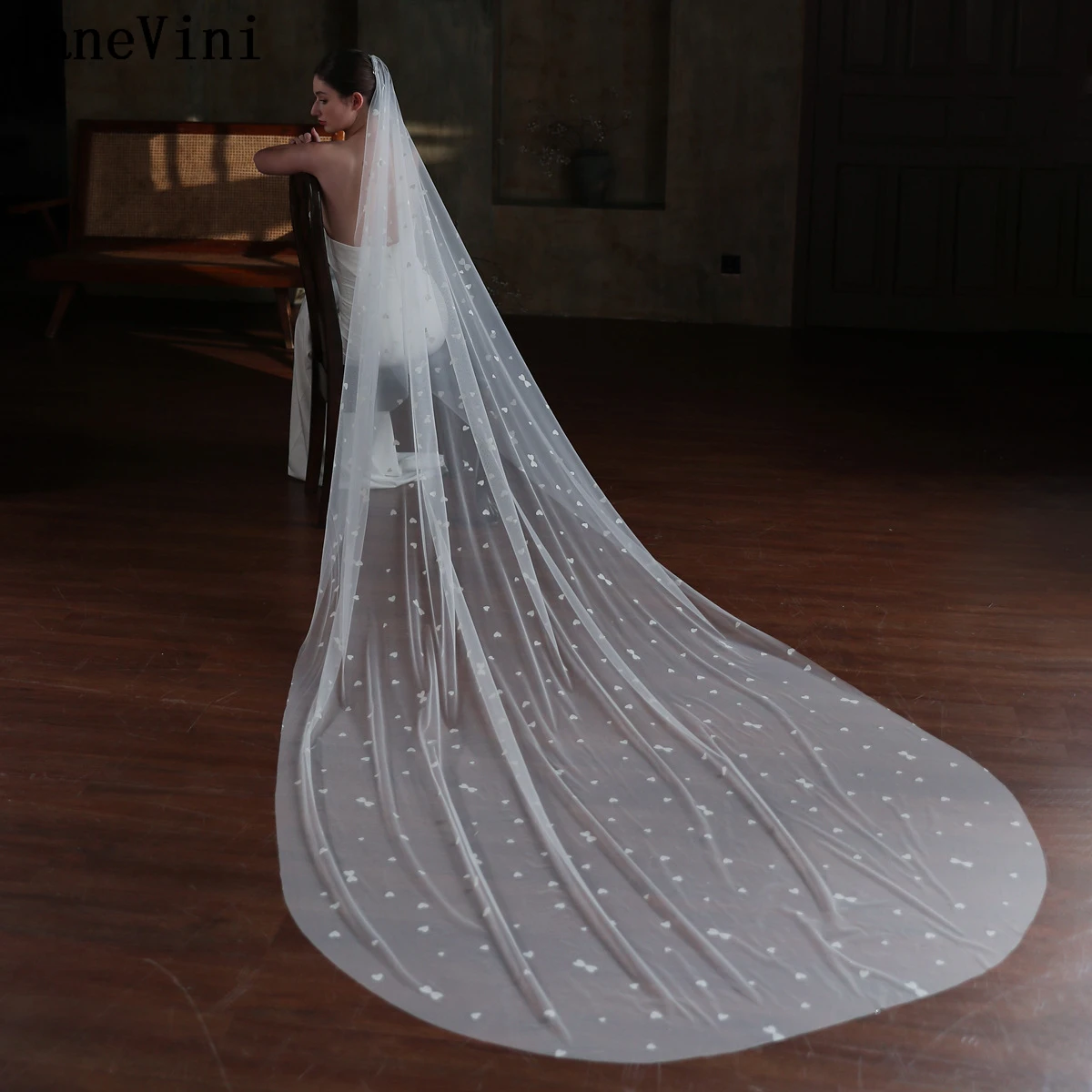 

JaneVini Heart-shaped Decoration Wedding Veil for Bride 1 Layer Tulle Fancy Ivory 3 Meters Long Cathedral Bridal Veils with Comb