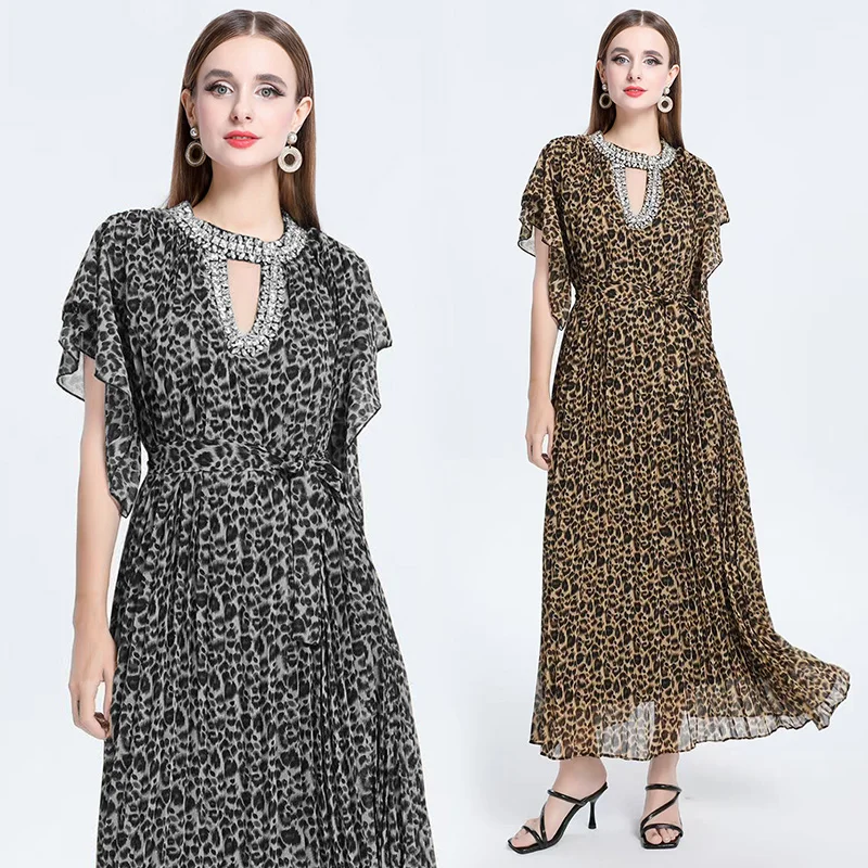 

2025 Summer Women's Clothing Chiffon Print Beach Holiday Style Heavy Duty Neckline Diamond-set Leopard Pattern Long Dress