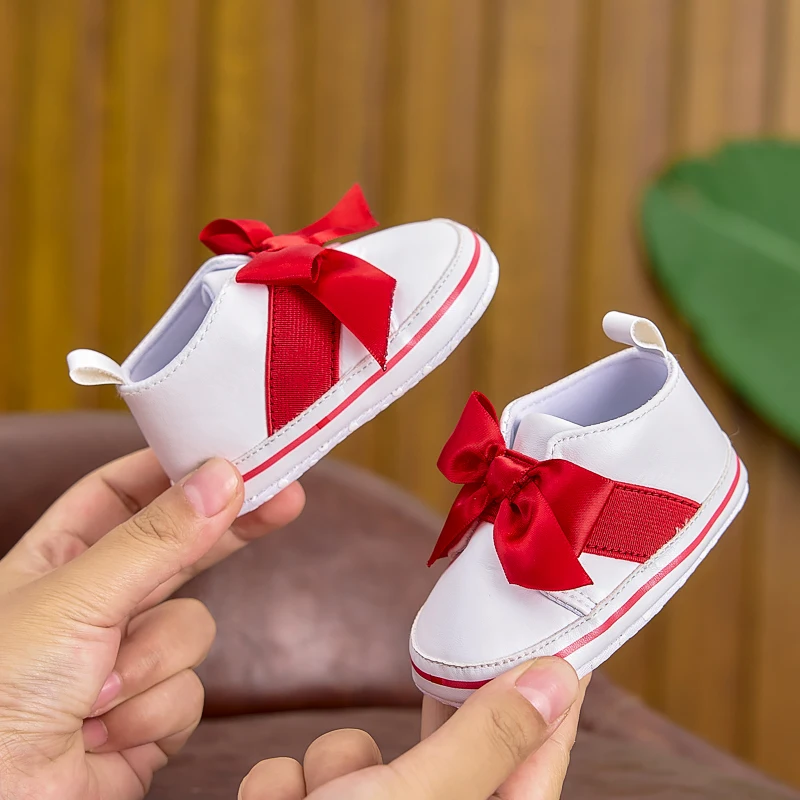 Spring and Autumn Casual Shoes for Baby Girls 0-1 Years Old, Soft-Soled Cute Bow-Knot Slip-On Baby Walking Shoes, Pu Lightweight Color-Blocking Flat Shoes Suitable for Both Indoor and Outdoor Use