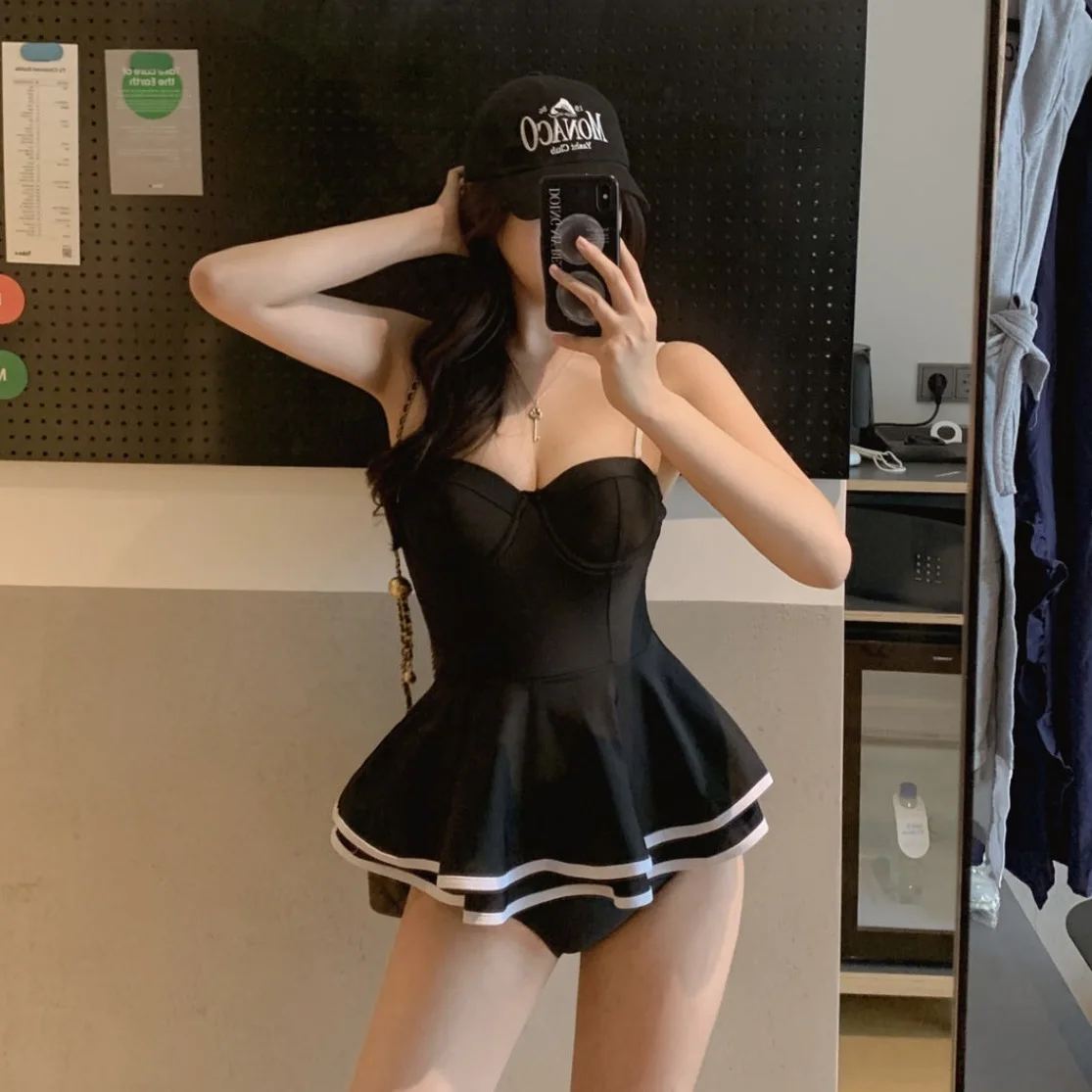 2024 New Ruffle One Piece Swimsuit Off The Shoulder Swimwear Women Swimsuit Deep-V Bathing Suits Beach Wear Swim Suit