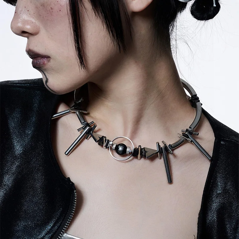 

New Creative Punk Necklace Rivets Leather Metal Hip Hop Rock Cool Gothic Unisex Choker Neck Accessories for Women Men Jewelry