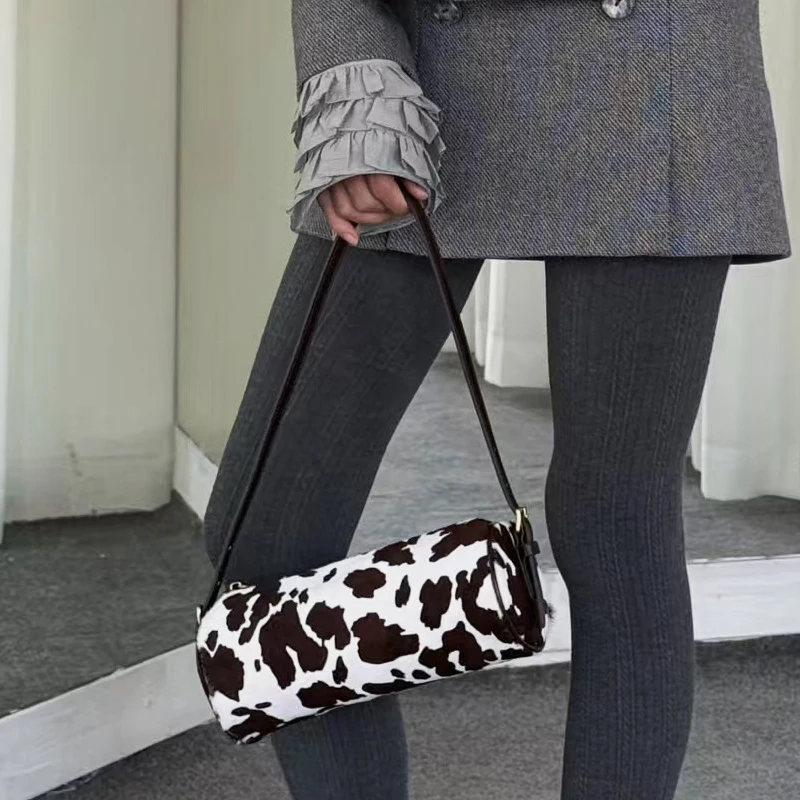 Bolsos cilíndricos vintage de pelo de caballo auténtico para mujer bolsos y carteras de diseño de lujo novedad 2026 con correa de piel de vaca y estampado de vaca bolso de hombro pequeño para axila alta calidad