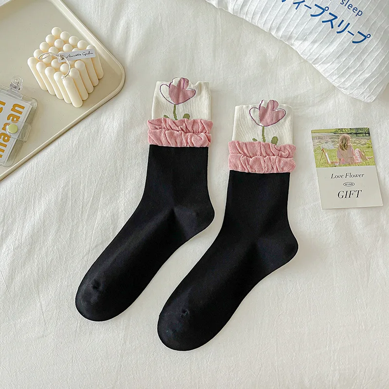 New Women's Sweet Flowers Spring Autumn Fashion Retro College Style Cute Tulip Funny Mid Tube Socks Long Cotton Sock