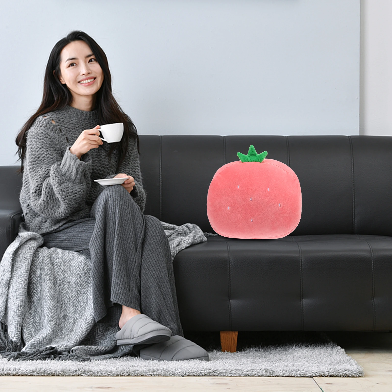 

1Pc Adorable Plush Strawberry Cushion PP Cotton Filled Fruit Shaped Pillow Home Living Room Bedroom Decor