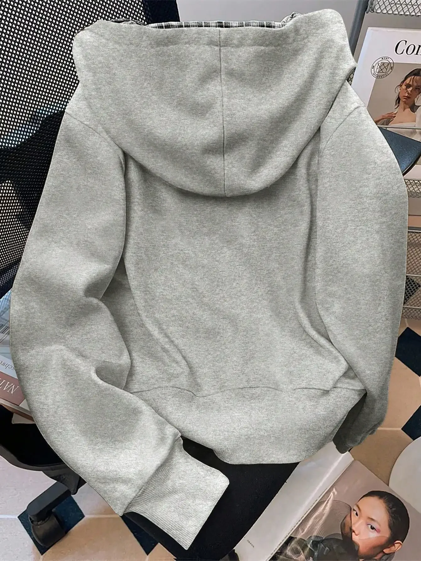 Womens Oversized Zip Up Hoodie Posh Equestrian Country Club Aesthetic Long Sleeve Sweatshirt Jacket Solid Light Heather Grey Tartan Plaid Lining Embroidered Horse Crest Drop Shoulder Ribbed Hem Loose Fit For Fall Winter Daily Outfits Christmas Gift