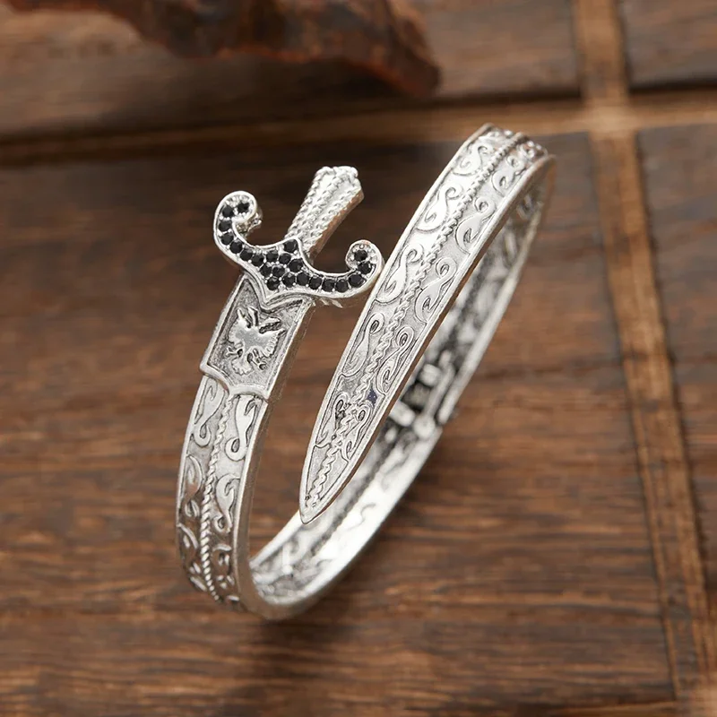Retro Classic Creative Sword Shaped Bracelets for Men and Women Fashion Personality Exquisite Open Bracelets Party Jewelry Gifts