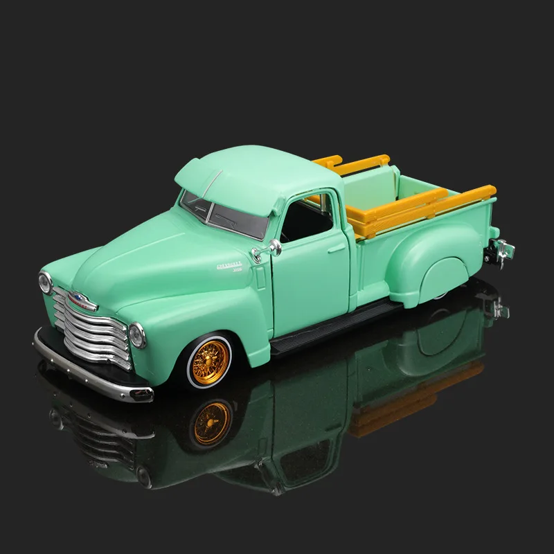 Maisto 1:25 Chevrolet 3100 Pickup 1950 Alloy Car Diecasts & Toy Vehicles Car Model Miniature Scale Model Car Toys For Children