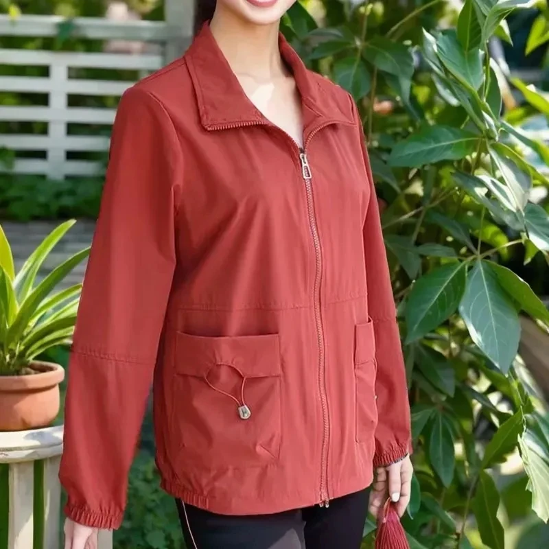 

Ladies Short Windbreaker Jacket Joker Jacket Spring And Autumn New Zipper Pocket Windbreaker Solid Color Simple Collar Coat