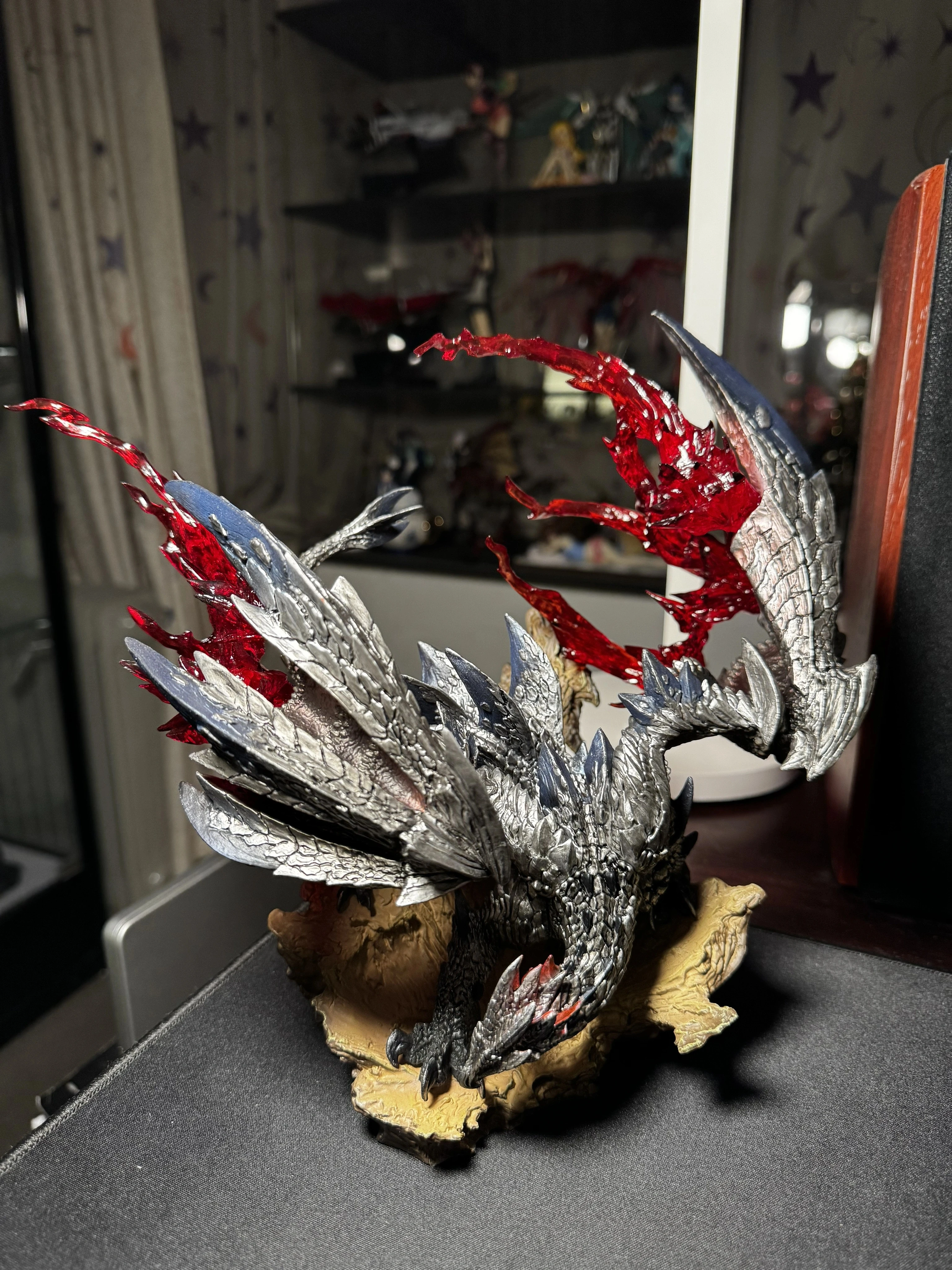 

Monster Hunter Cfb Statue Tianhui Dragon Wrath Edition Silver Winged Fierce Star Pvc Model Collectible Action Figure Toy Gift