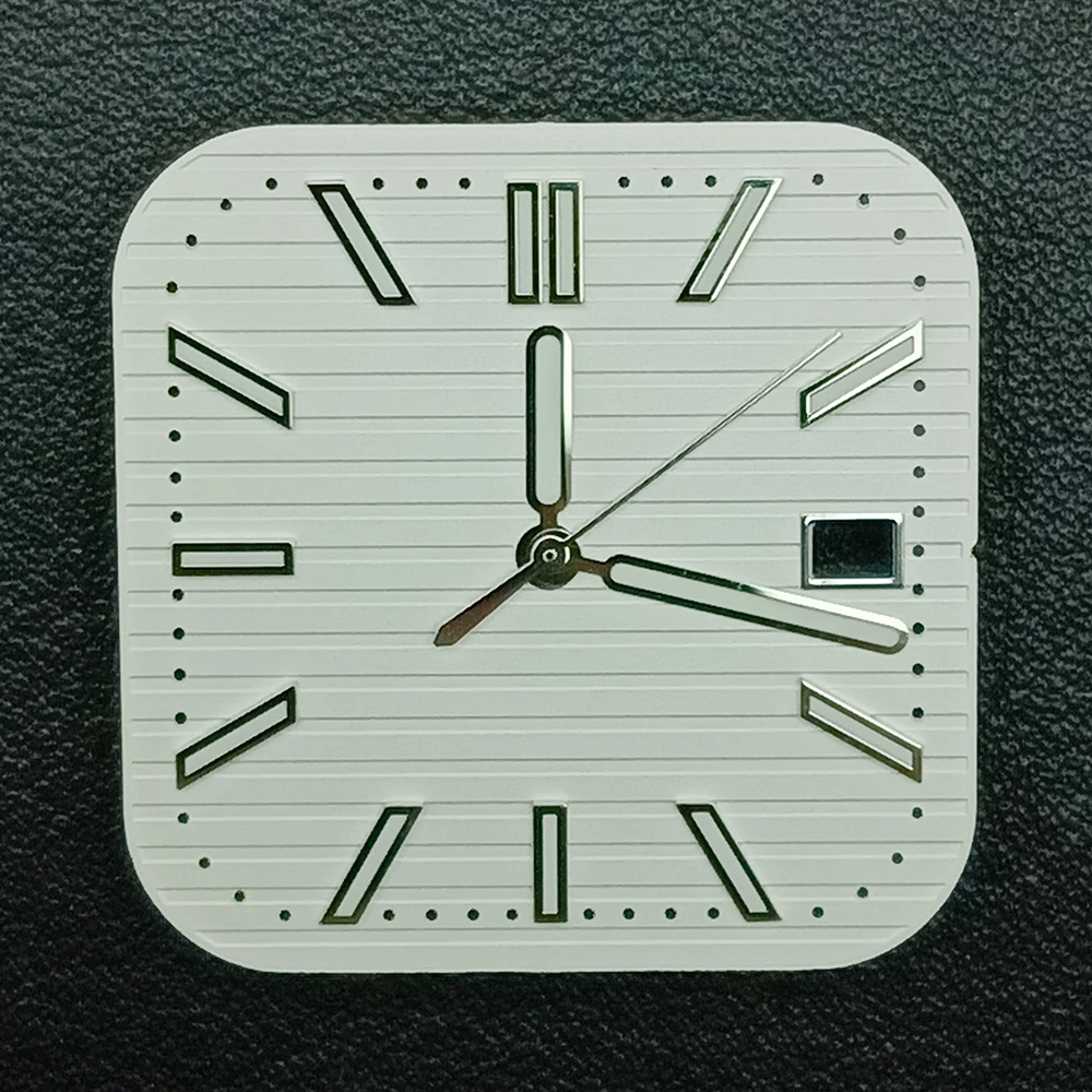 NH35 スクエアダイヤル時計ダイヤルメンズ腕時計カスタマイズされたロゴダイヤルカラー発光ダイヤル NH35 ムーブメント時計アクセサリーに適しています