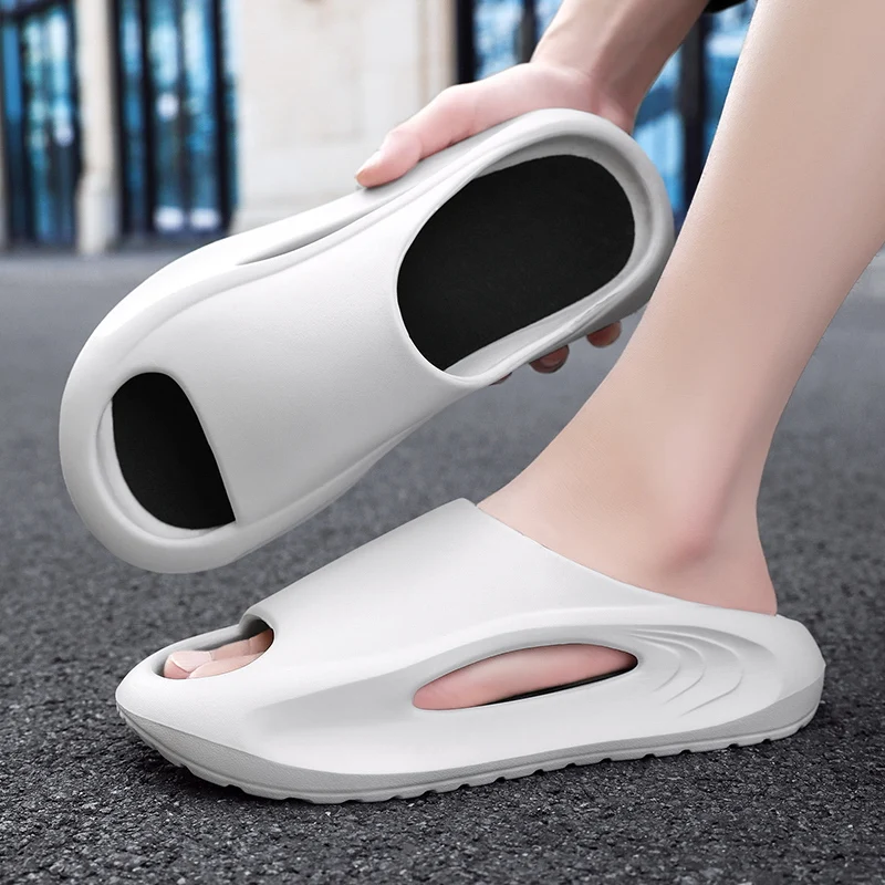 2024 new summer anti-slip and deodorant EVA home slippers couples indoor home stepping on shit to wear beach slippers