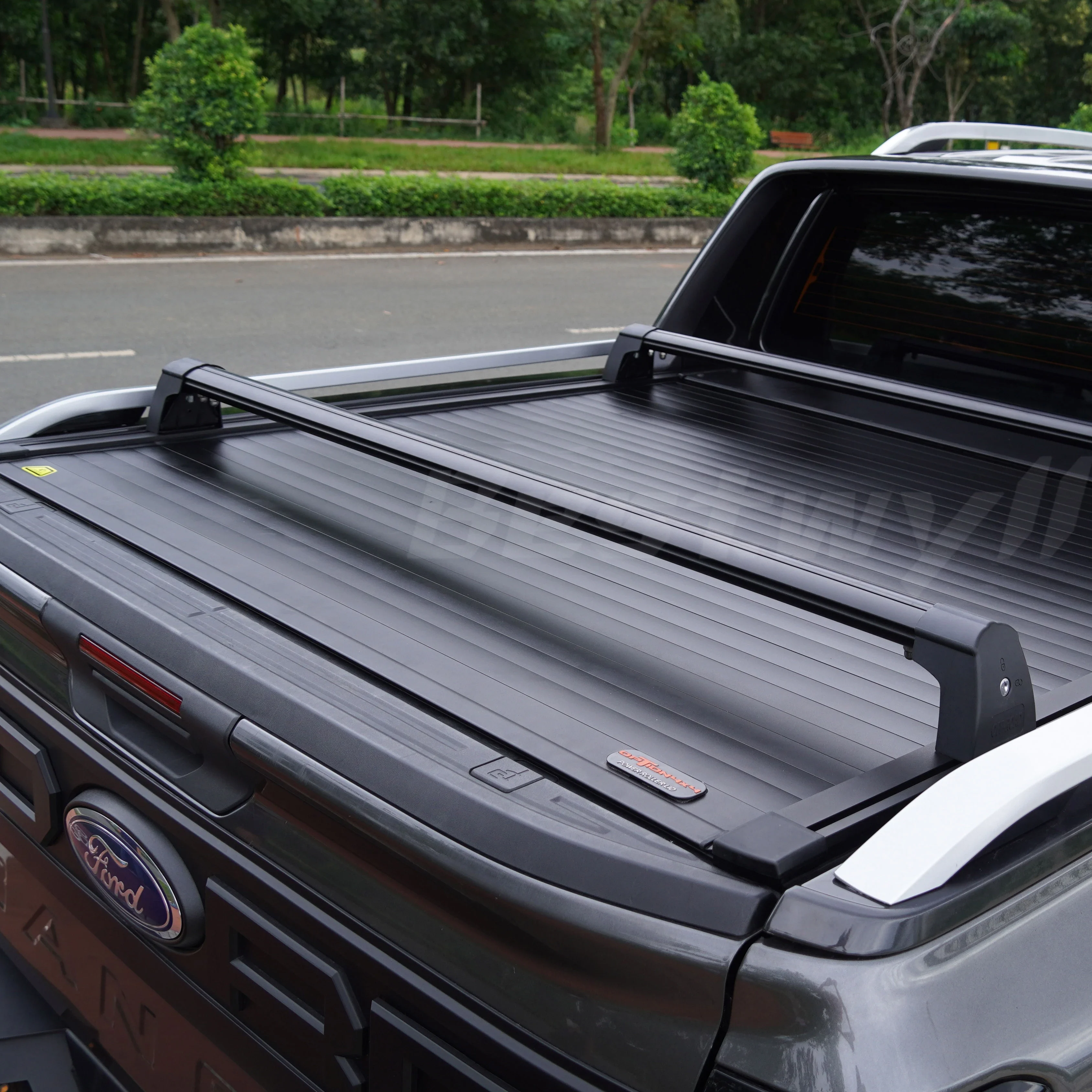 

4X4 Accessories Retractable Roller Lid Auto Pickup Electric Truck Bed Tonneau Cover For Ford Ranger Wildtrak 2022+E-F89