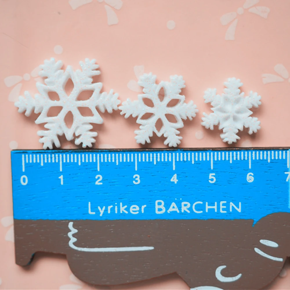 20 Pieces/pack Snowflake Resin Decoration Christmas Accessories DIY Snow Scenery Christmas Wreath Material Accessories