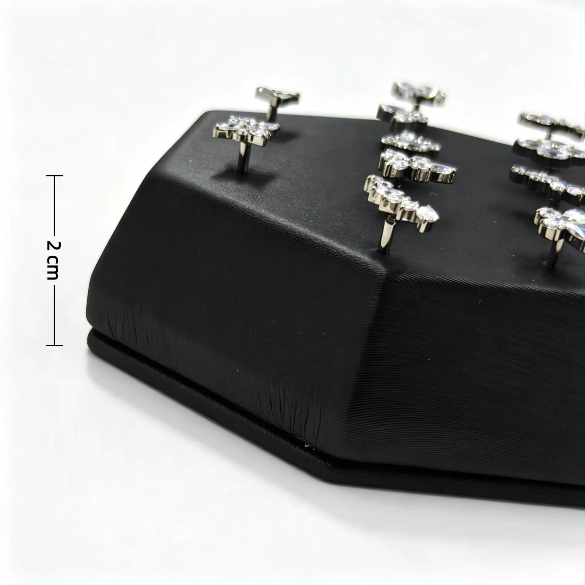 Faux leather Display Stand for 16G 14G Body Piercing Jewelry Display Holder Belly Nipple Body jewelry Organize