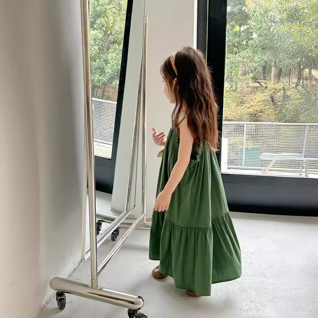 

Girls Dress Summer 2024 New Seaside Holiday Korean Fashion Style Long Skirt Halter Dress Children Simple Solid Beach Style Skirt