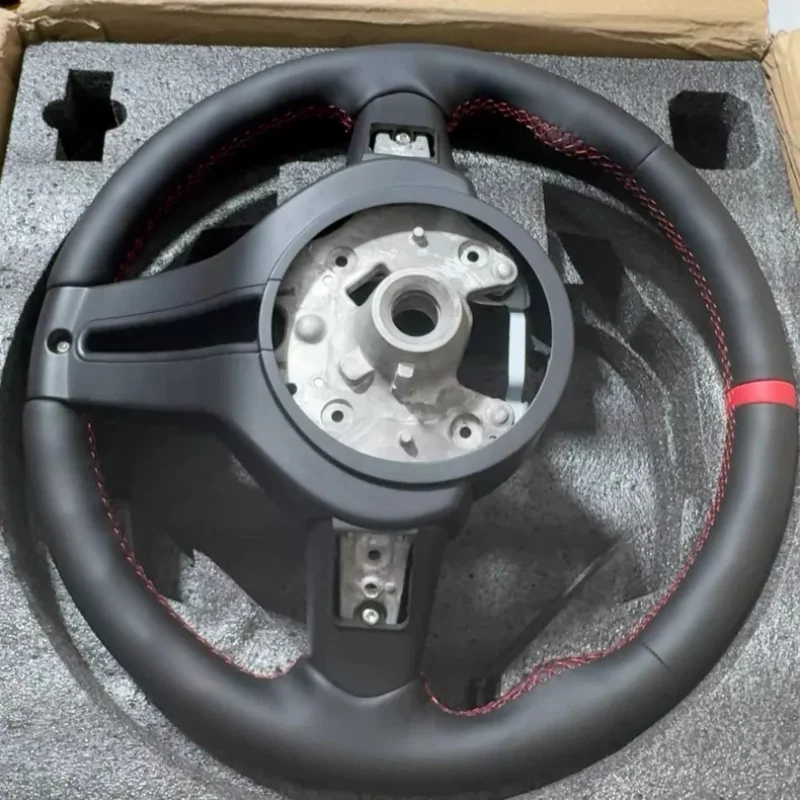 Car Steering Wheel Carbon Fiber Leather For BMW F32 F30 340i F10 535i F32 F20 F36 F22 M4 F82 X5 F15 F80 M3 F11 F31 Accessories view 3