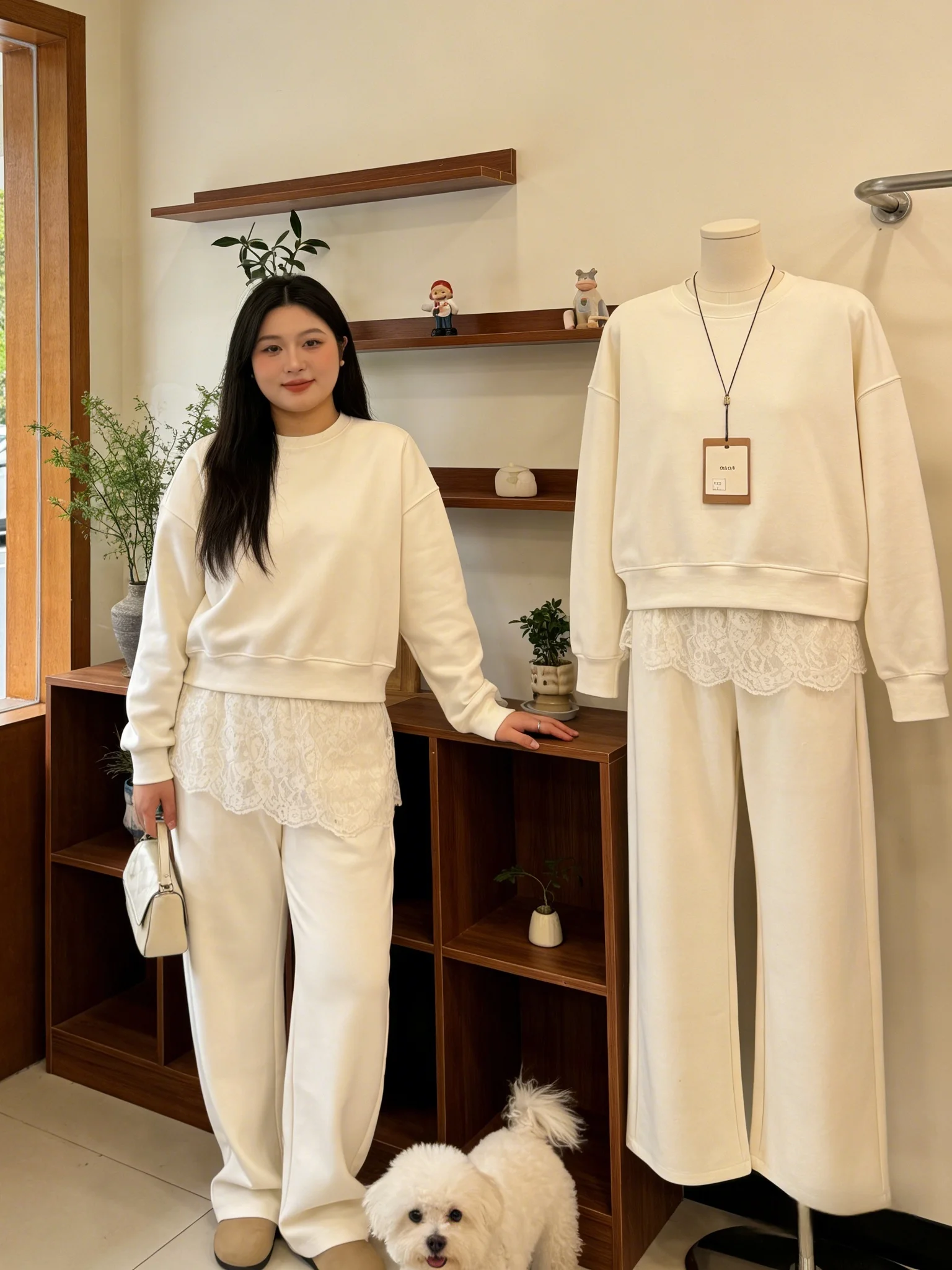 

Spring 2026 Large Size Fashionable Loose round Neck Casual Top And Lace Pants Set Women's Stylish Leisure Outfit Commute Style