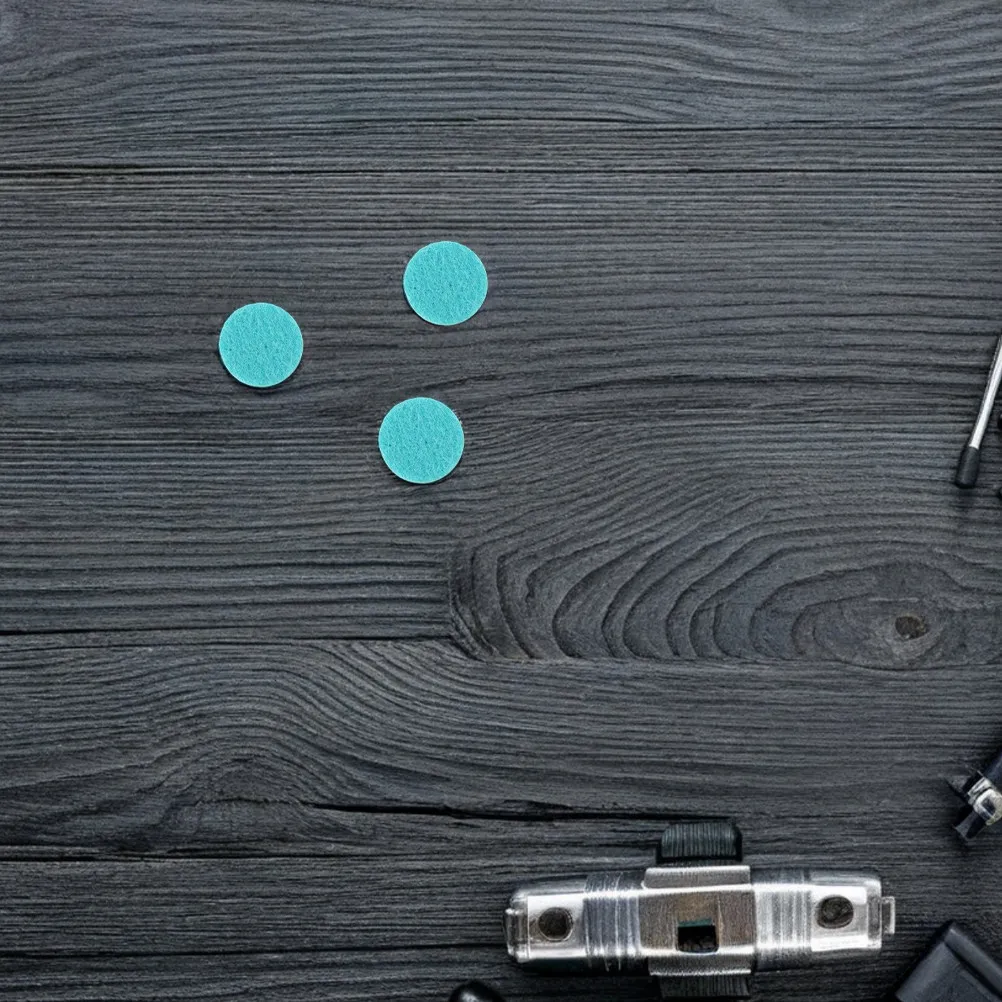 

100Pcs Circle Aromatherapy Diffuser Pads Reusable Essential Oil Absorbent Pads for 25Mm Pendant Locket Necklace Car Vent Clip