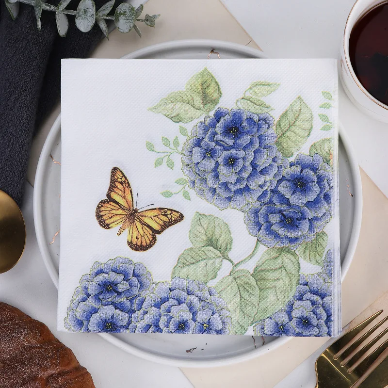 20 pieces per pack of floral printed napkins, dust-free disp