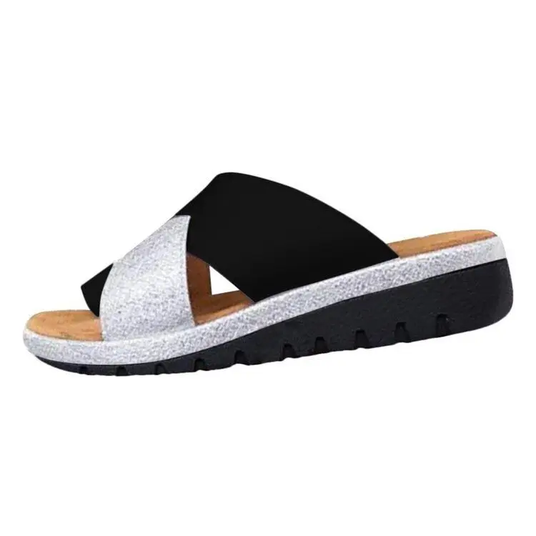 Flat Women Slippers Trend Casual Woman Shoes Luxury Summer Elegant Dresses Sandals Beach Designer Round Toe Brand Women Sandals