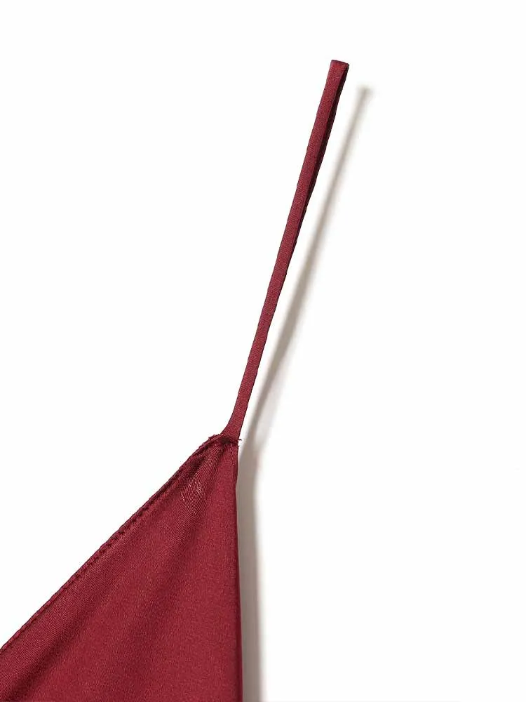 유럽과 미국 스타일의 겨울 신상 패션 트렌드 심플한 여성용 백리스 슬림핏 슬릿 새틴 슬립 드레스.