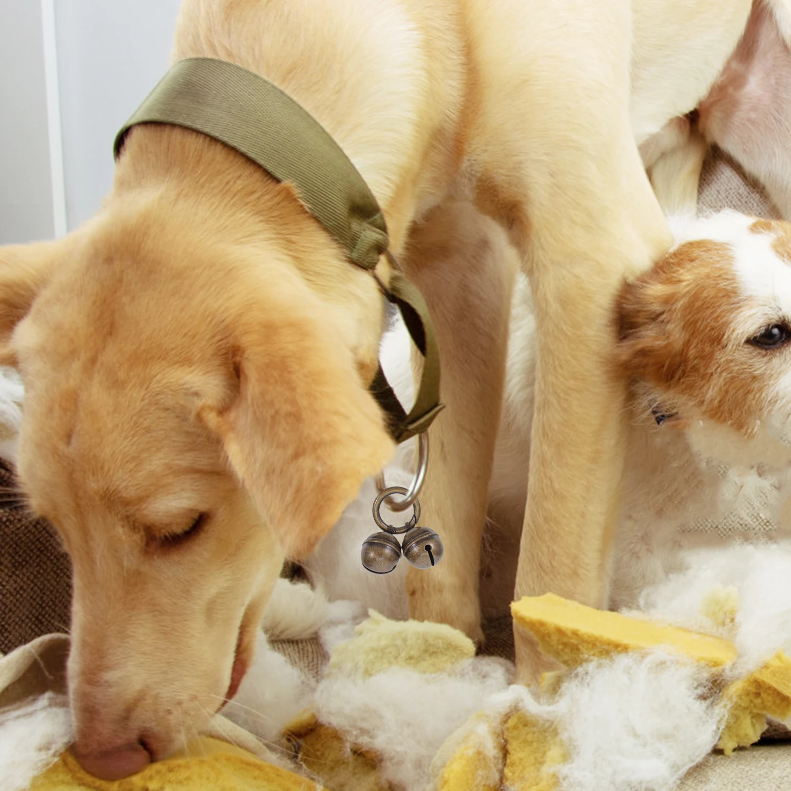 

Vintage Copper Pet Collar Bell for Dogs Cats Brass Round Bells Loud Clear Sound Easy Snap Clip Adjustable Safety Tracking