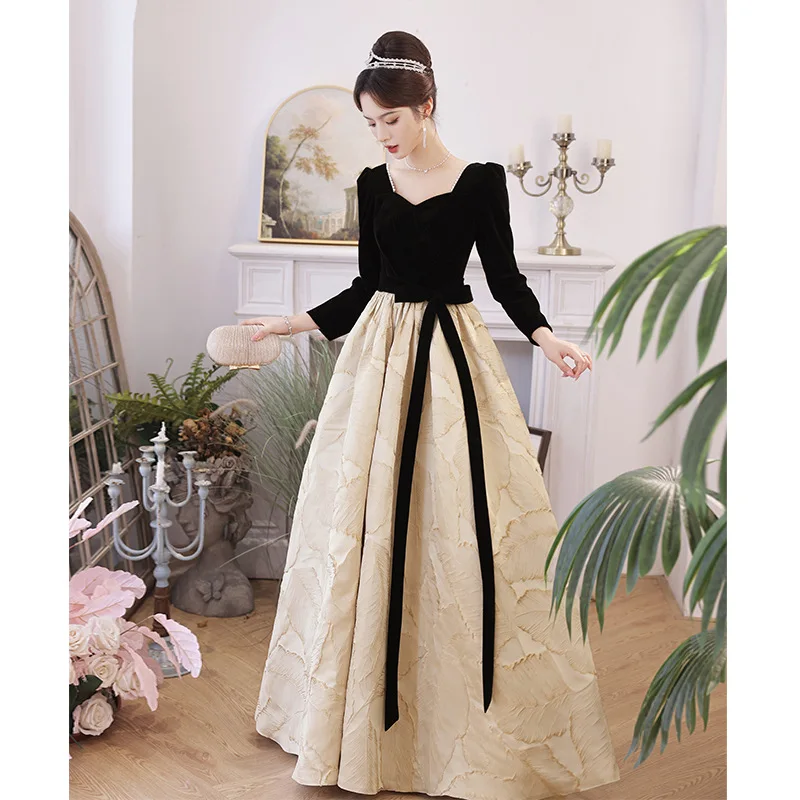 Schwarzes Samt Abendkleid elegante lang ärmel ige Perle quadratischen Kragen Schnür bogen Abschluss kleid Retro-Druck A-Linie Party kleider