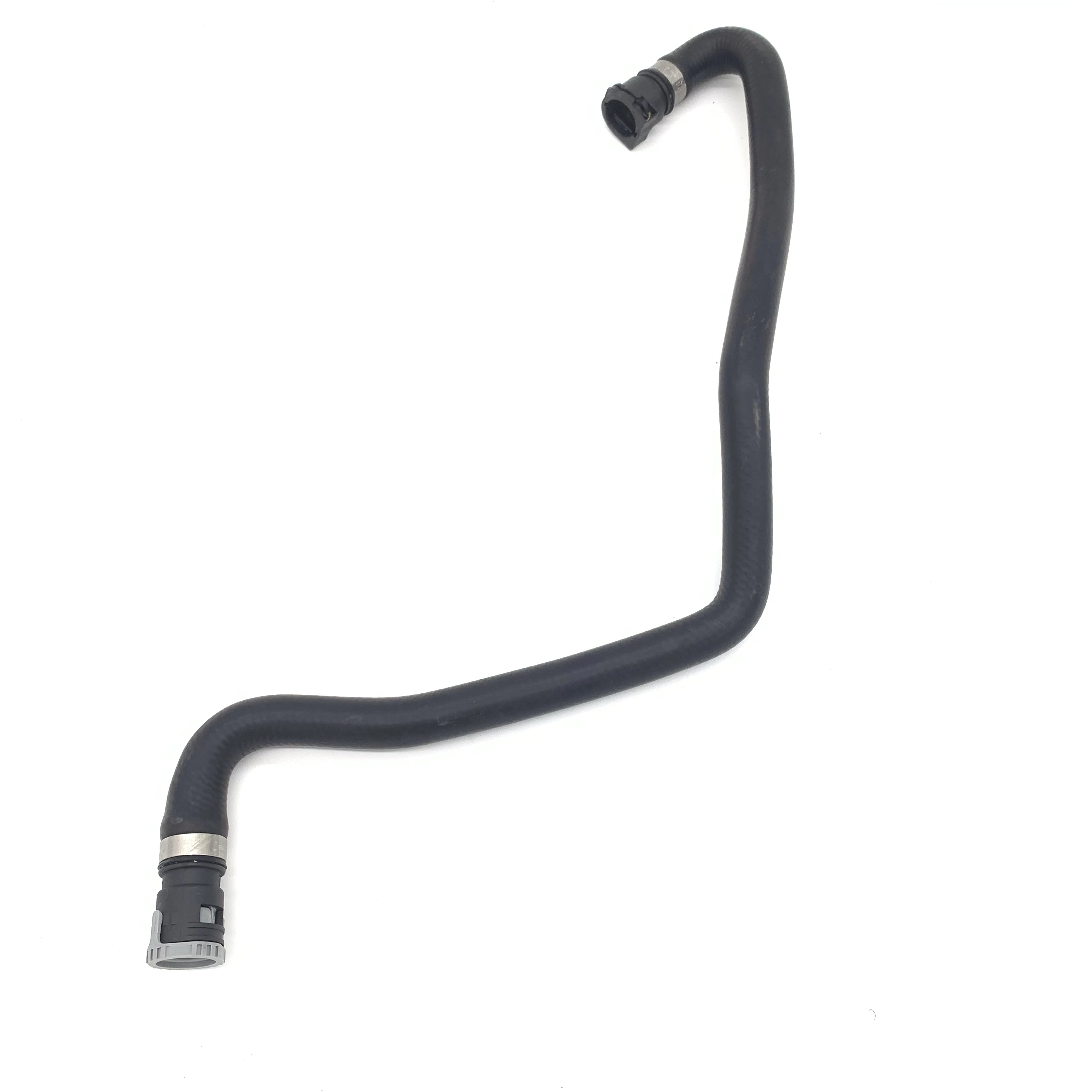 

31338757 Suitable for Volvo V40 2016-2018 cooling system cooling water tank connection water pipe