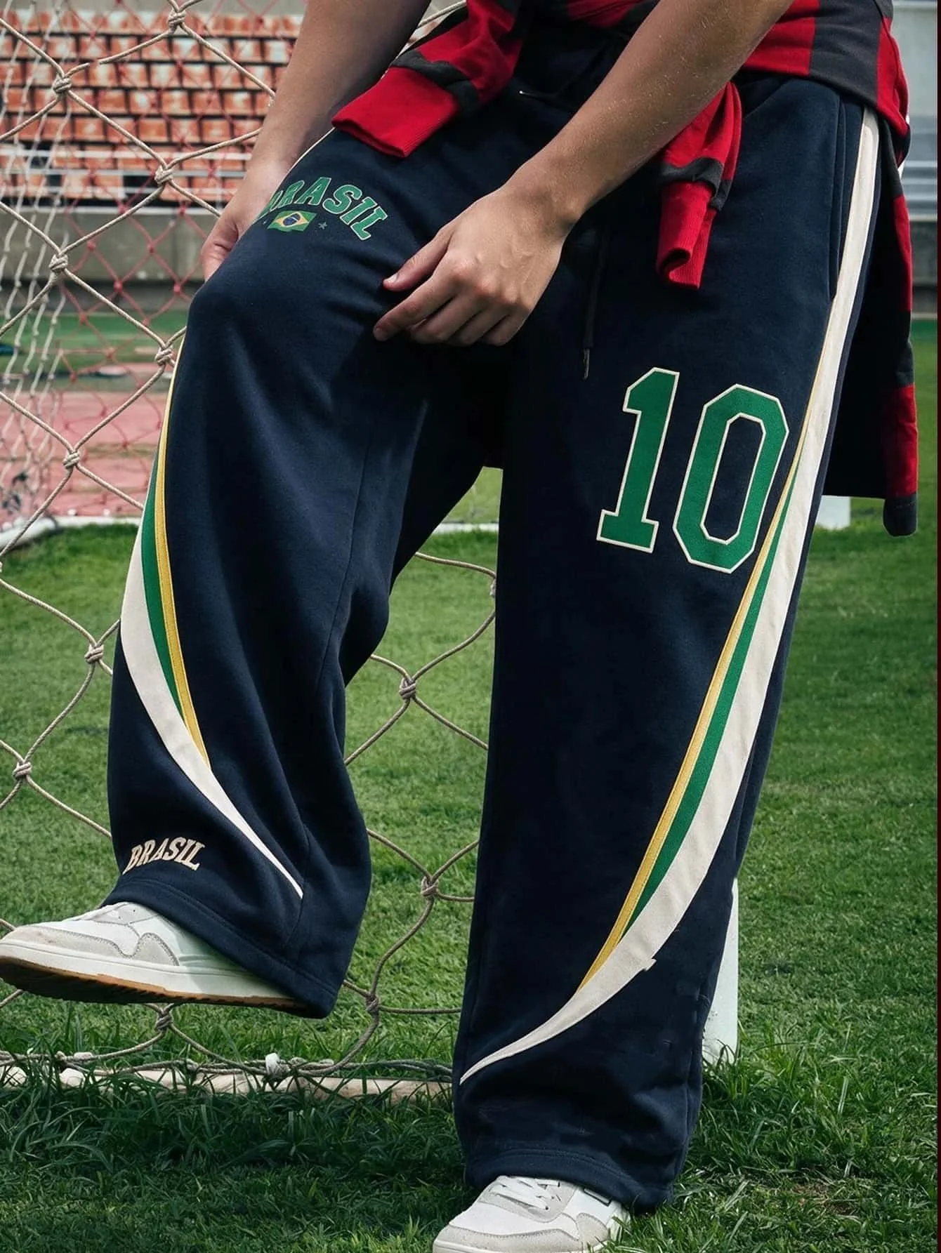 Men's Brasil 10 Football Pattern Wide Leg Sports Pants Side Striped Loose Sports Pants Football Street 3D Pants