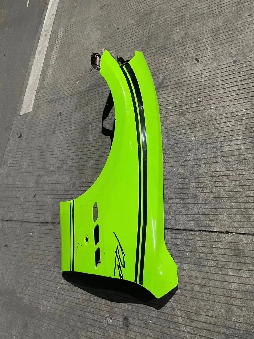 Metal Material Front Fender for Granturismo GT GTS 2007-2015