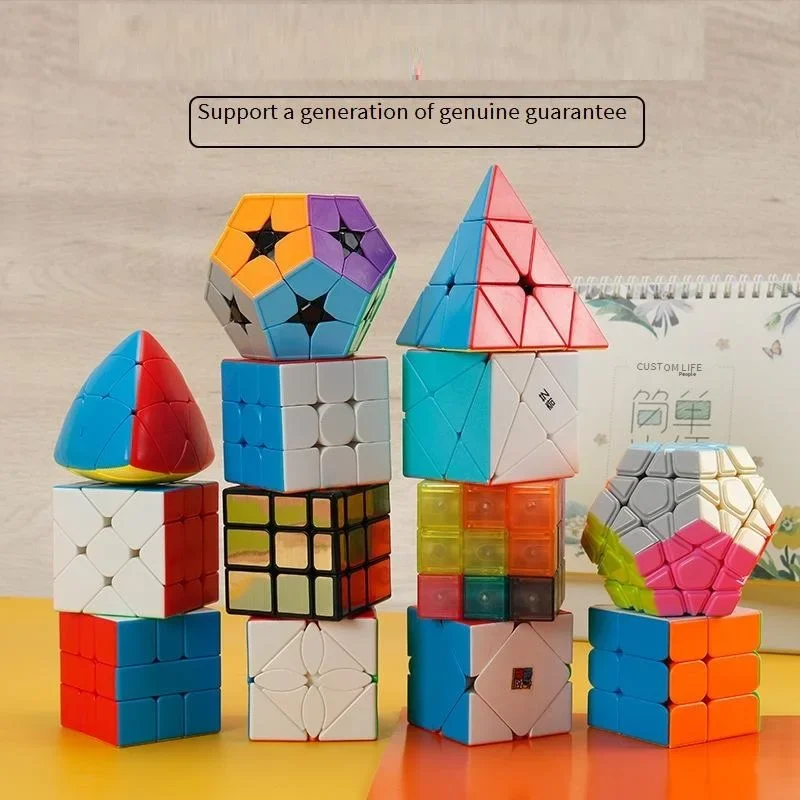 ไม่สม่ําเสมอ Magic Cube การหมุนแม่เหล็ก Decompression ของเล่นเพื่อการศึกษาเด็ก