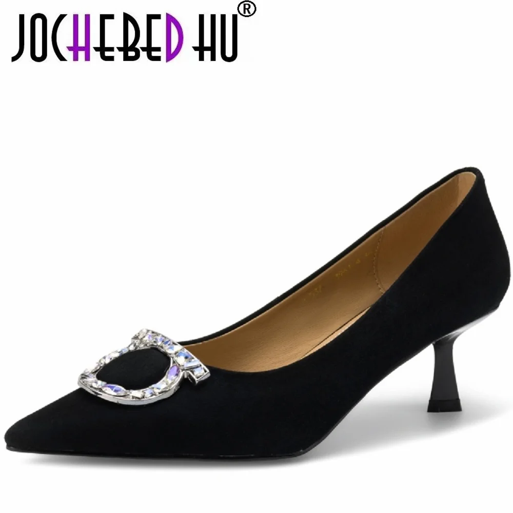 

【JOCHEBED HU】Женские туфли ручной работы из натуральной кожи с острым носком, на высоком каблуке, для банкетов, с металлической пряжкой и стразами, с неглубоким вырезом, размеры 34-40