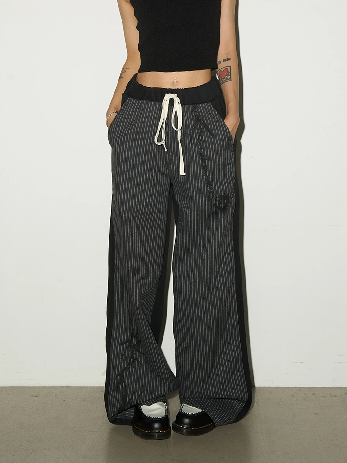 

MICHINNYON American Street Sle Vertical Stripes Loose Straight Leg Sweatpants ex Casual Trousers Cotton Polyester Blend