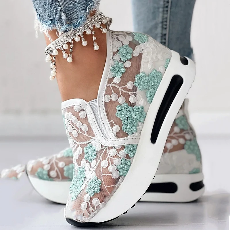 

Platform Wedges women's Sneakers Floral Embroidery Mesh Sneakers For Women Slip On Casual Comfy Heeled Shoes Woman white size 42