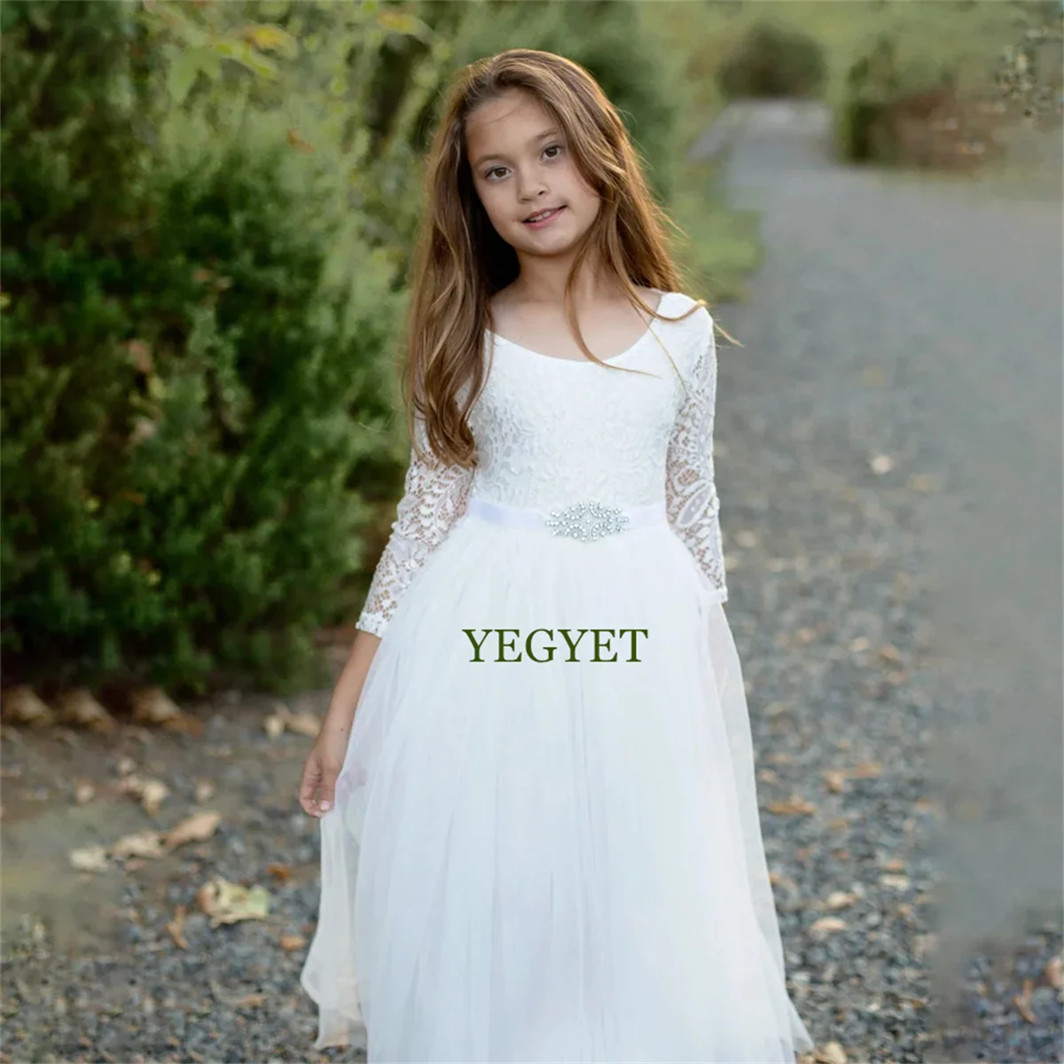 White Shiny Flower Girl Dresses Elegant Princess Ball Gown For Kids Birthday Party Simple Bow Floor Length First Communion Dress