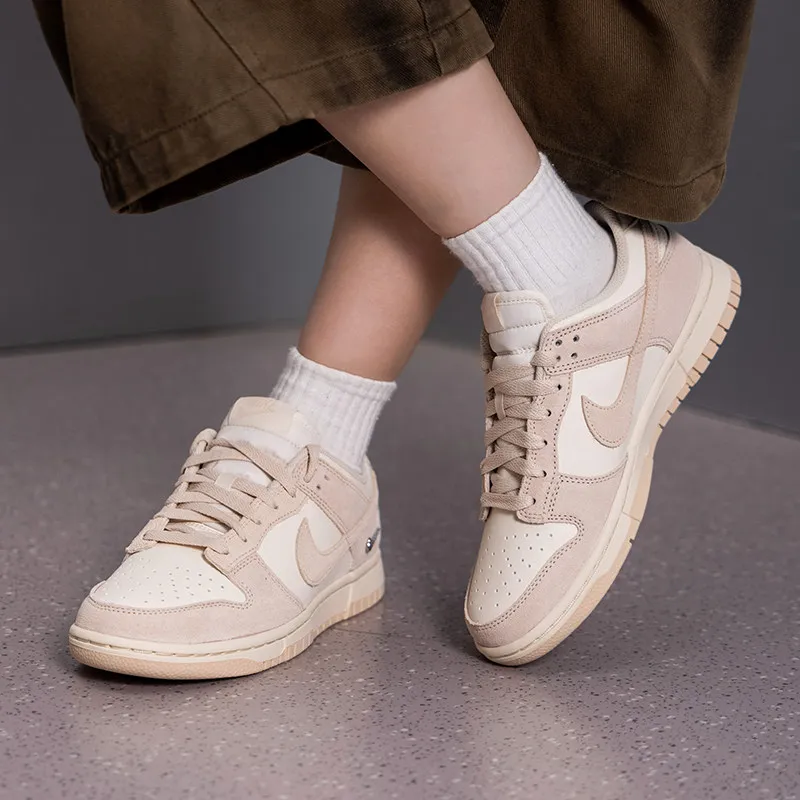 Nike IO4244-201 Women Classic Casual Sneakers Breathable Comfort Daily Walking Sports Shoes