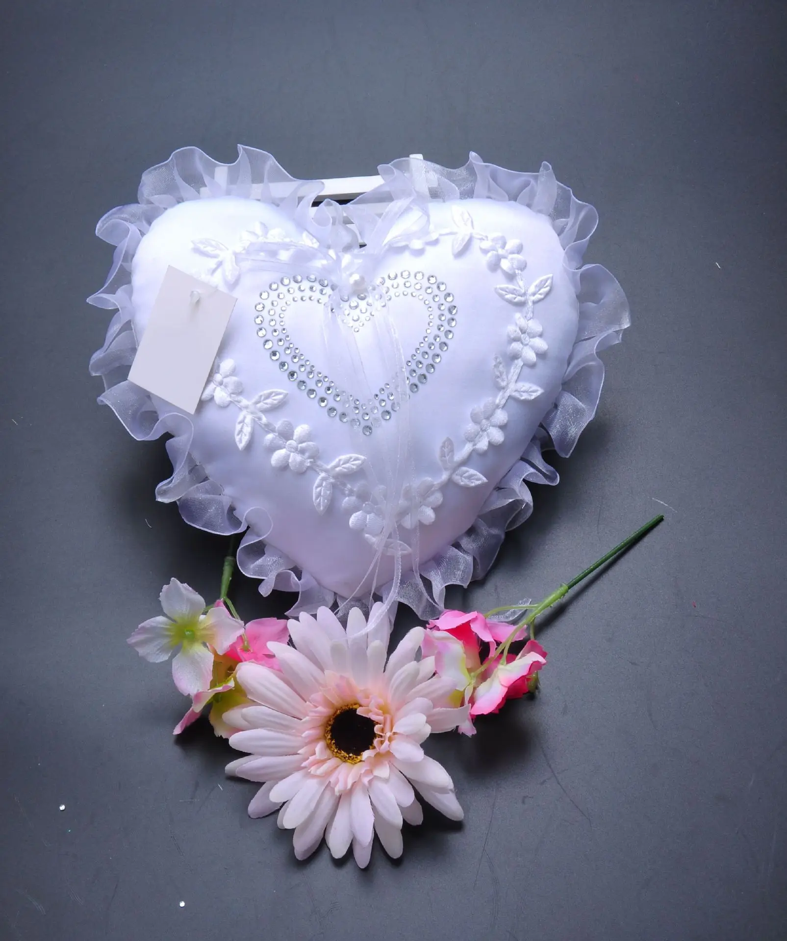 Caja de anillo de boda en forma de corazón con borde de encaje blanco, almohada de anillo, caja de anillo europeo y americano, suministros de boda