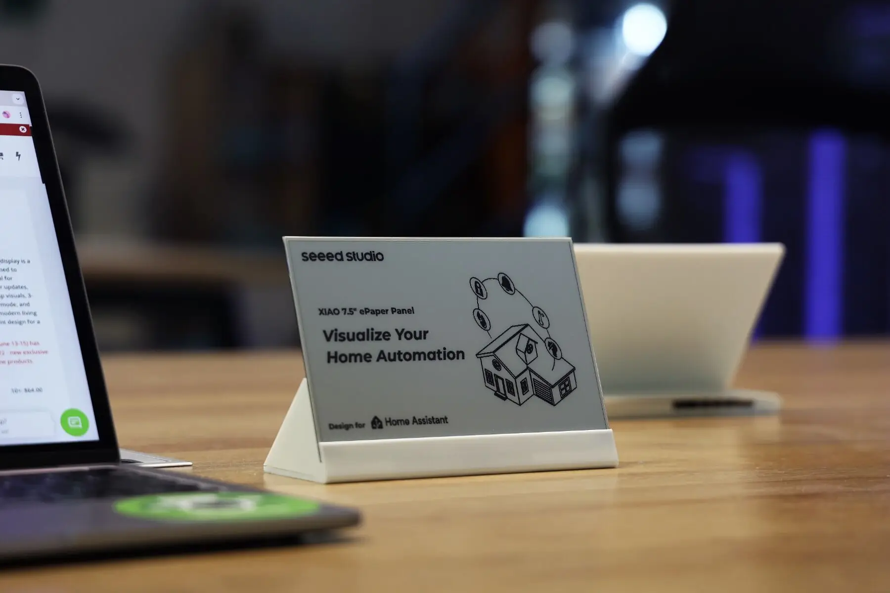 TRMNL BYOD 7.5 بوصة (OG) مجموعة أدوات الحبر الإلكتروني، حبر إلكتروني أحادي اللون XIAO ESP32-S3 PLUS، متوافق مع Arduino IDE قابل لإعادة الشحن منخفض الطاقة