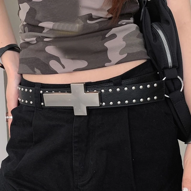 Harajuku Punk Studded Cross Belt Y2K Hip Hop Street Style Waist Belt Burst Pattern Rock Waistband for Party Music Festival Belt view 2
