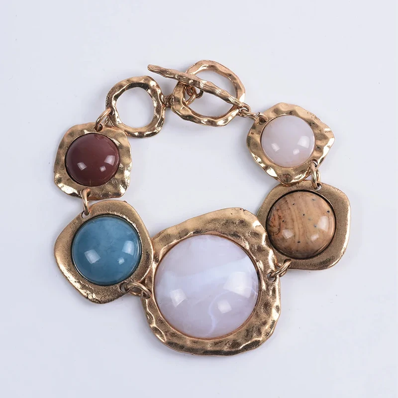 Bohemian Multicolor Resin Stone Charm Bracelet Irregular Stone Bracelet Unique Design Women's Lucky Jewelry （Random Resin Color）