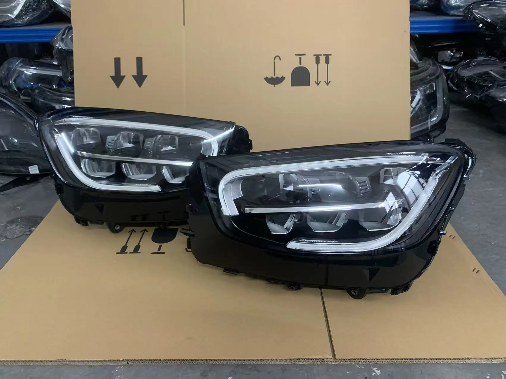 Suitable for Mercedes-Benz 2020 Front Headlight W253 Headlight CarGLC200 GLC260 GLC300 Headlamp for Car Auto Lighting Systems