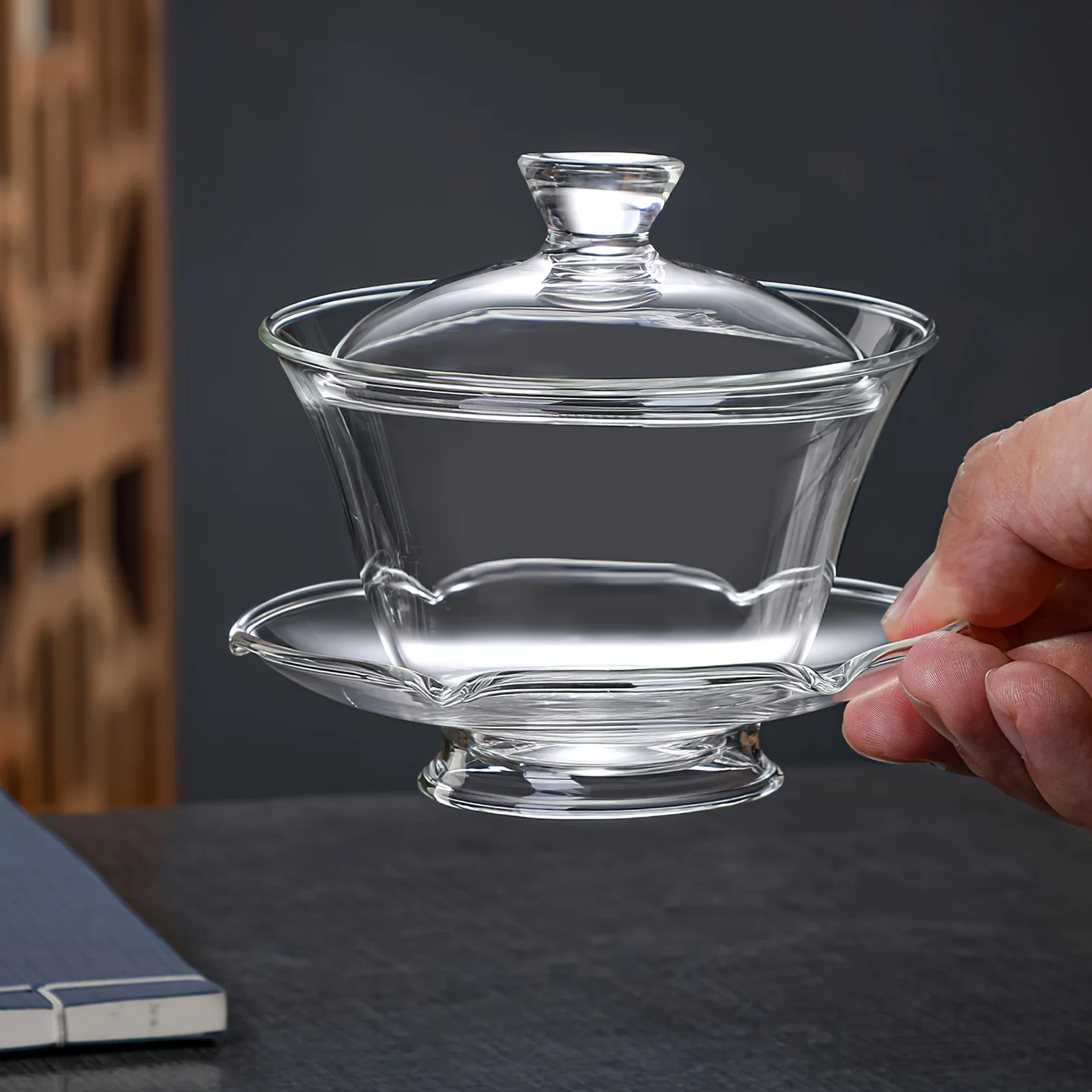 

1Set Decorative Chinese Tea Cup Set Transparent Glass Teacup with Lid for Tea Ceremony Home Gathering Gift Idea