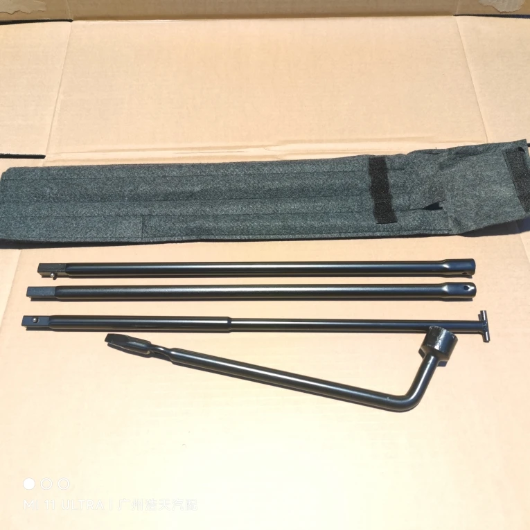 لنيسان نافارا H60 مقبس الإطارات الاحتياطية مقبض الإطارات أداة إزالة الصواميل المخصصة