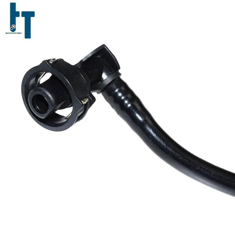 8 ك 0121081 بي بي 8 ك 0121081 AB قطع غيار السيارات خزان توسيع خرطوم المبرد المبرد للمياه لأودي A4 S4 A5 S5