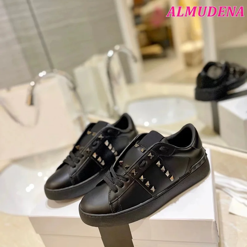 Casual Dress Rockstud White Leather Sneakers Soft Lace up Flats Big Size Women\'s Summer New in Luxury Designer Sports Shoes