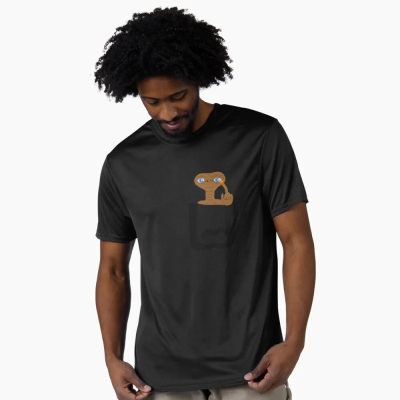 

An alien in your pocket E.T. The Extra Terrestrial Funny t shirt Retro Alien Movie Graphic Tee for Sci-Fi Fans All size Tops