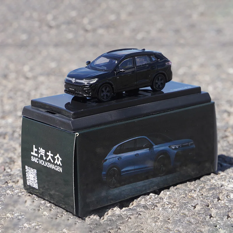 NEW 1:64 Teramont Tiguan Passat Alloy Car Diecasts & Toy Vehicles Car Model Miniature Scale Model Car Toy For Children