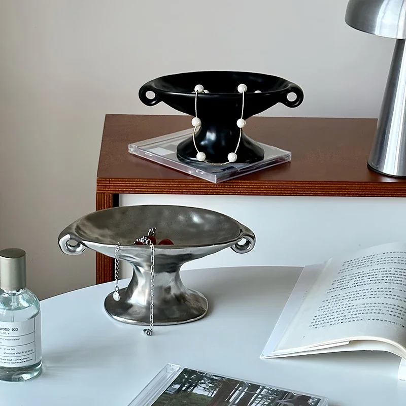 

Креативная керамическая мыльница с двумя ручками и высокой ножкой, с дренажом, для хранения в ванной комнате и туалете