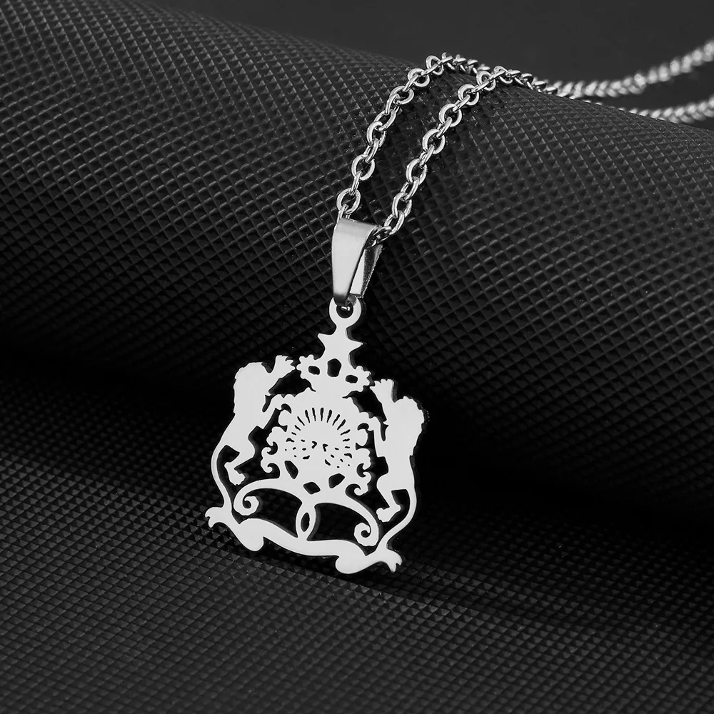 New fashionable stainless steel Moroccan pendant necklace for men and women, a high-end and niche design, autumn and winter acce